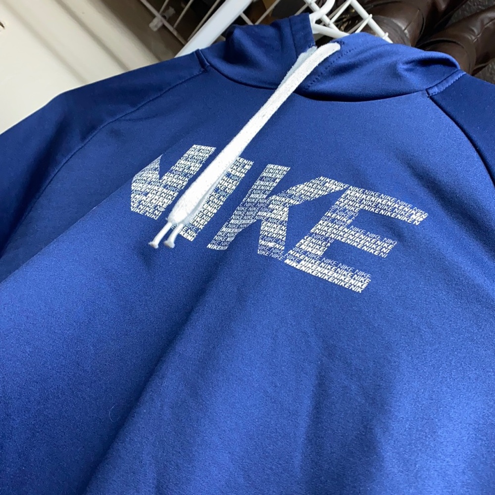 Nike Pull over hoodie BLUE